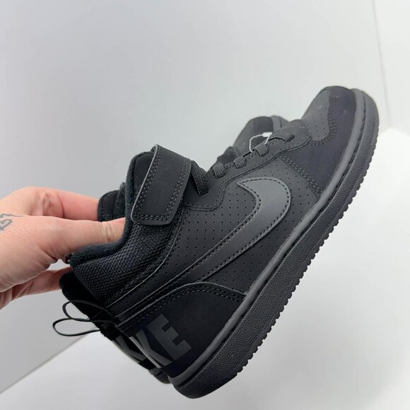black Nike Court Borough Mid 2 kids' sneakers Triple black, Mid-top basketball - Picture 2 of 14